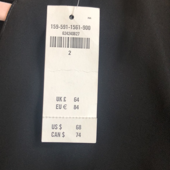 ABERCROMBIE & FITCH zip back sheer sleeve romper in black. Size 2. - Picture 9 of 15